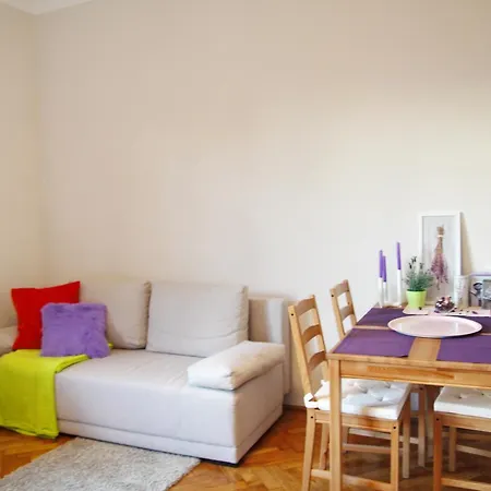 Lavender City Center Appartement *